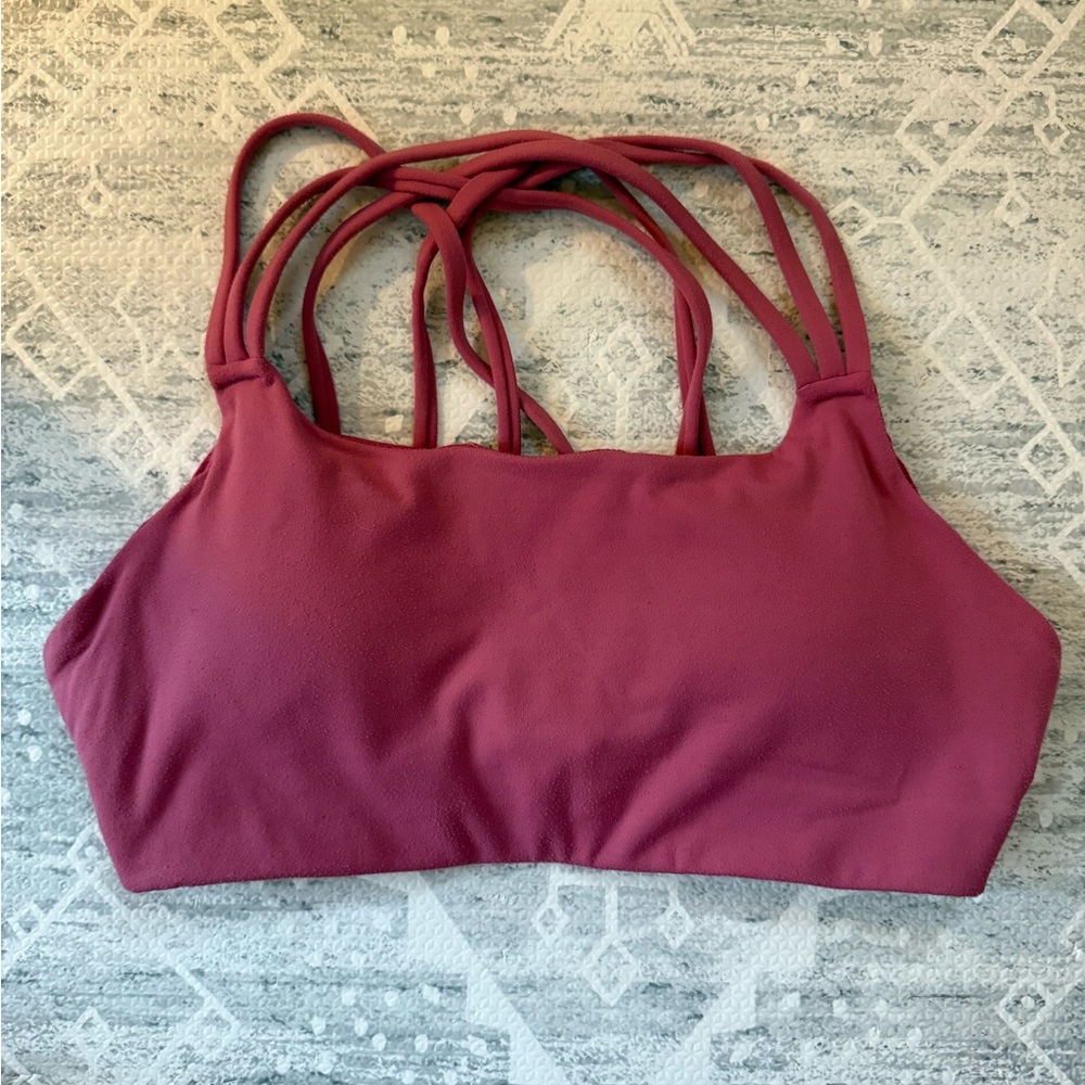 Women's Strappy sports bra